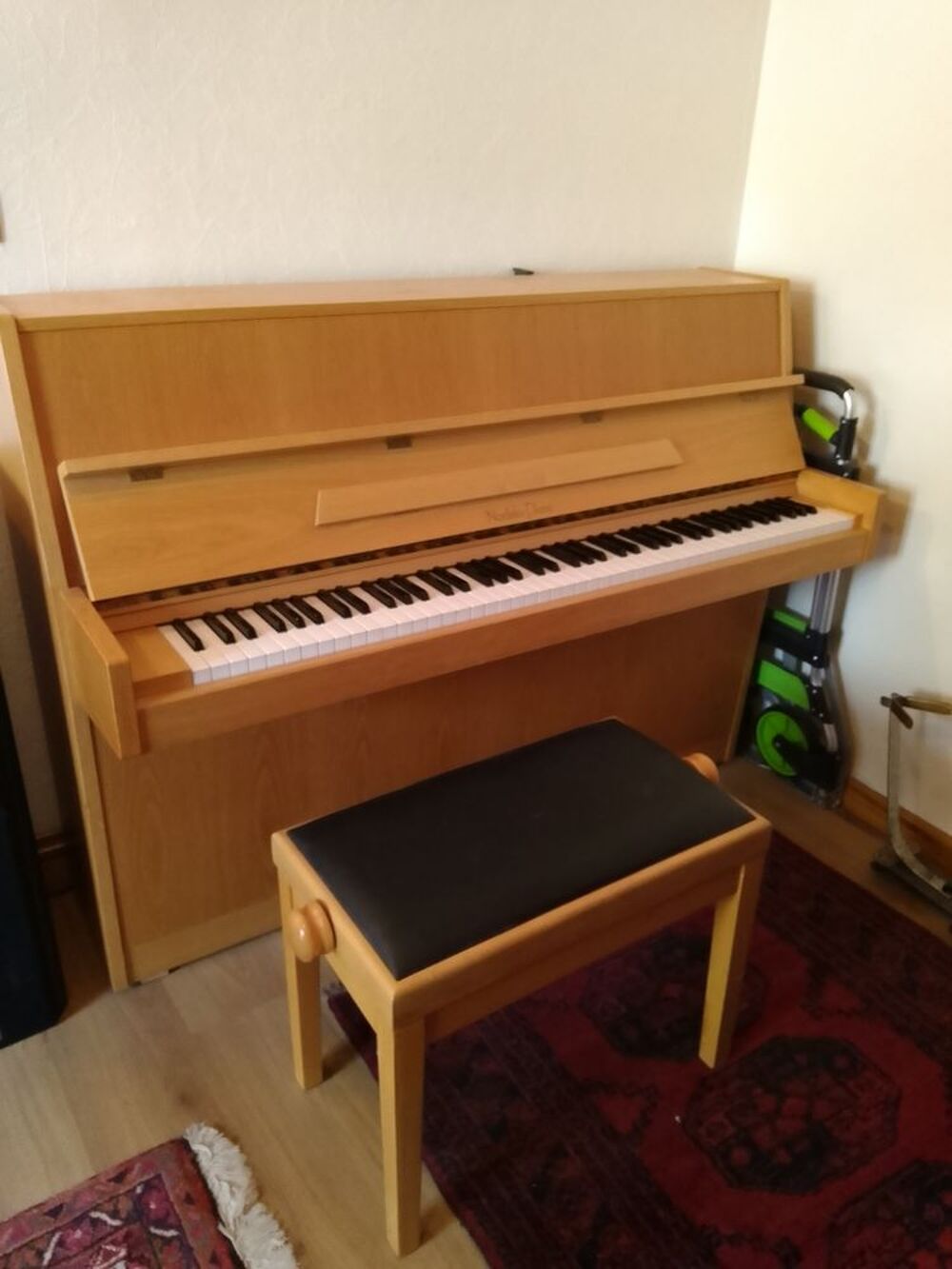 Piano droit marque NORDISKA, excellent &eacute;tat Instruments de musique