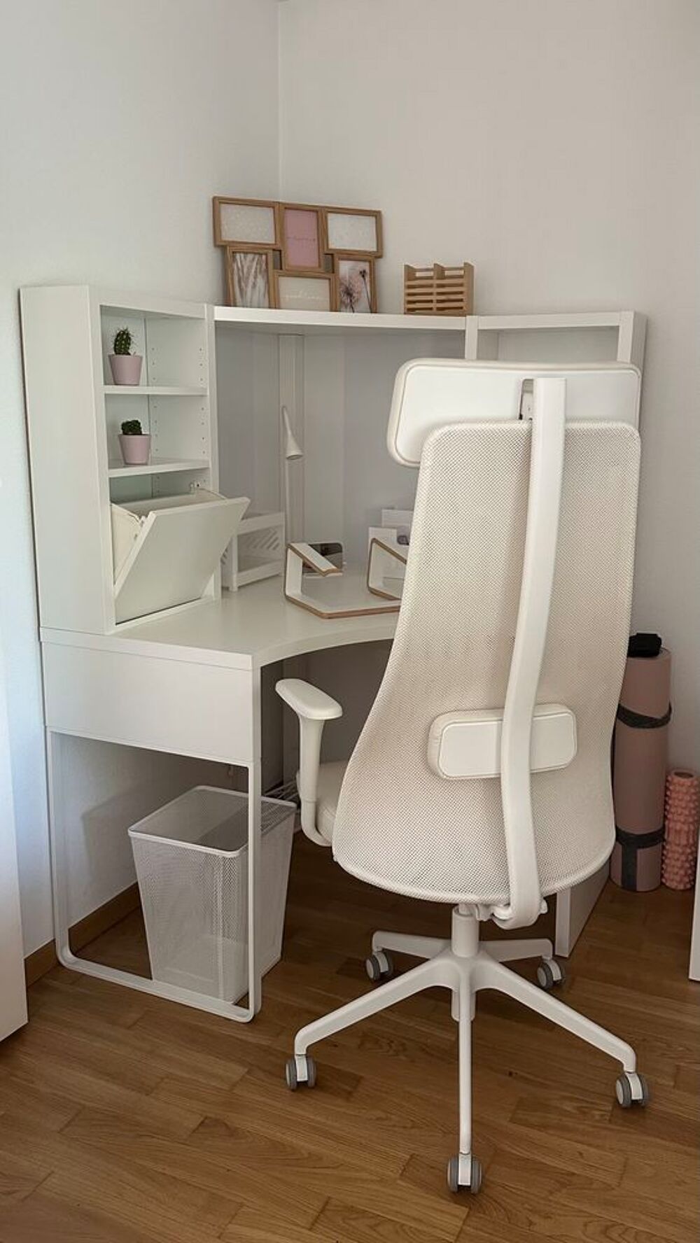 bureau avec chaise professionnelle Meubles