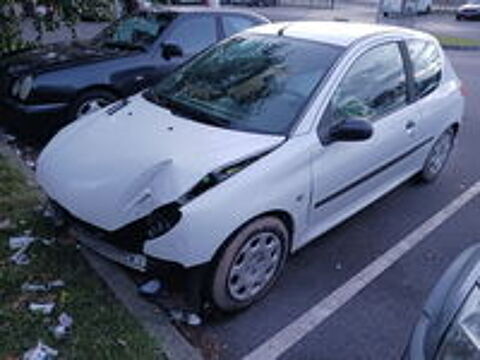 206 1.4i XR Pr&eacute;sence 2002 occasion 59000 Lille