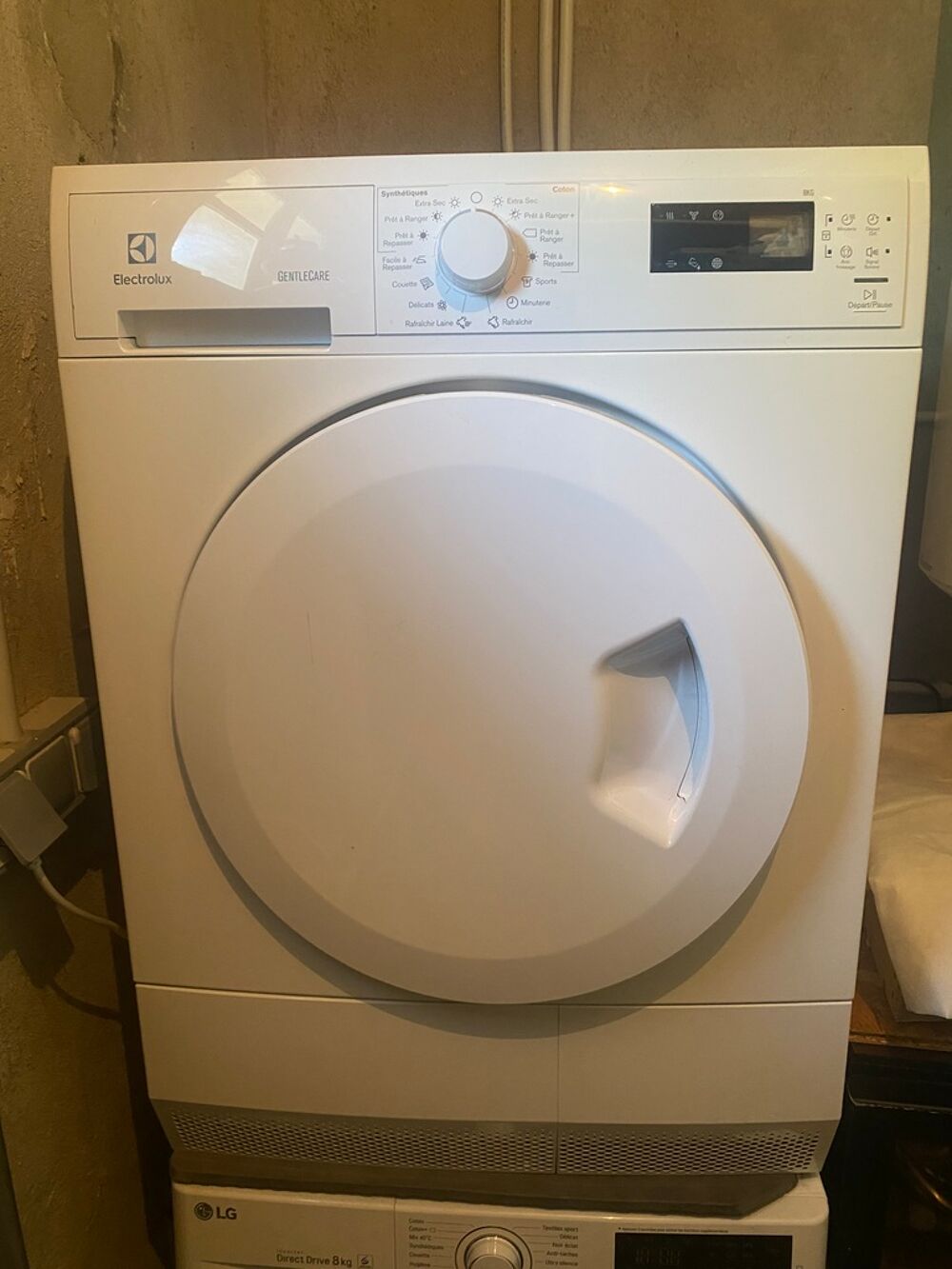 S&egrave;che-linge Electrolux blanc tr&egrave;s bon &eacute;tat Electroménager