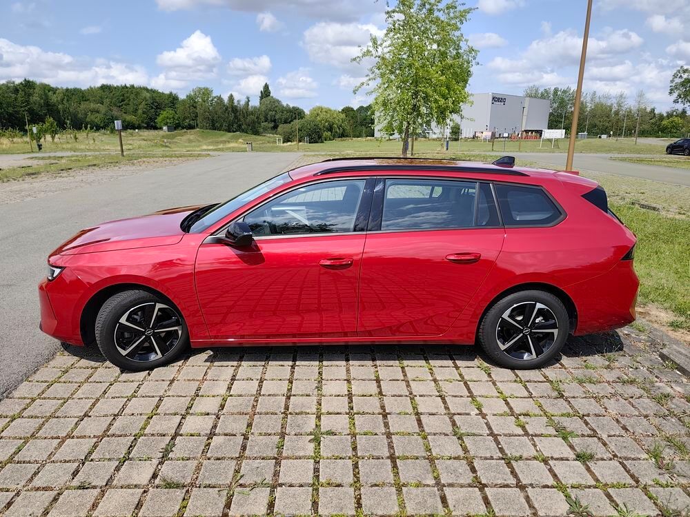 Astra Sports Tourer 1.2 Turbo 110 ch BVM6 2024 occasion 59650 Villeneuve-d'Ascq