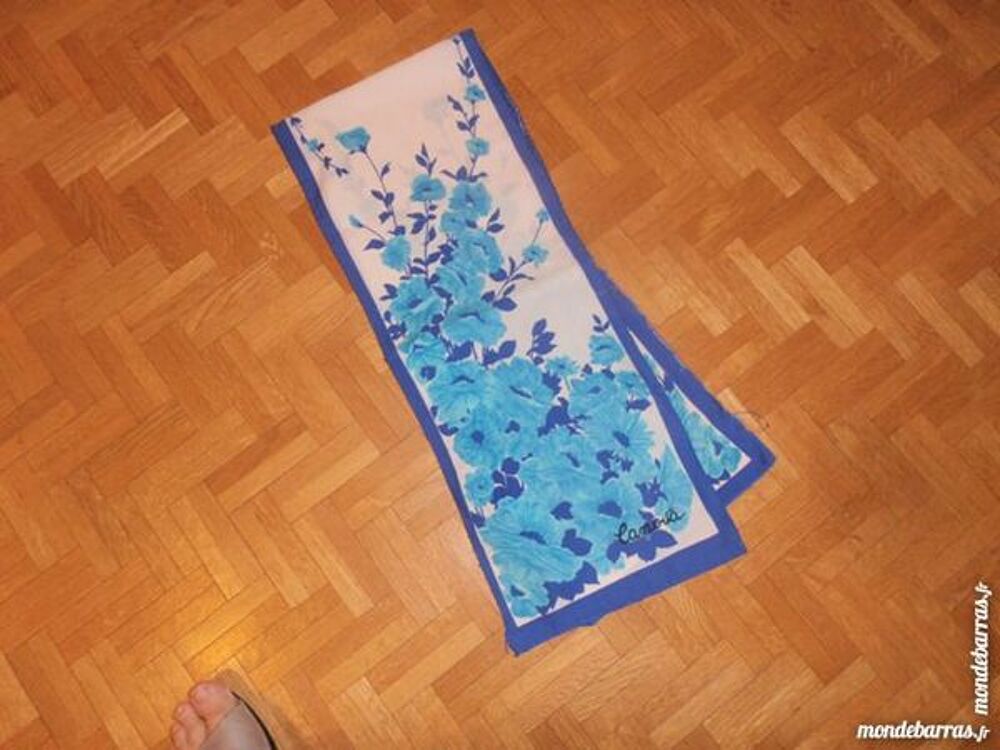 Foulard bleu - Offert (V3) Bijoux et montres