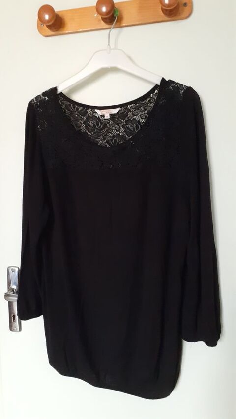 Tee-shirt femme taille M 5 Grisolles (82)