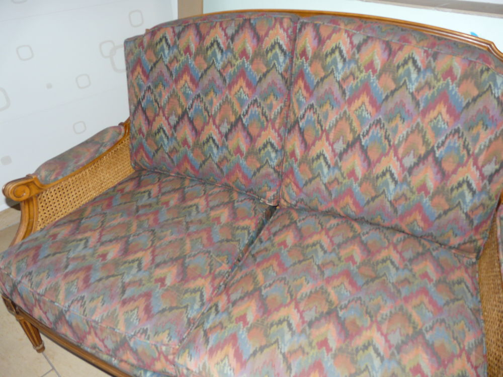 CANAPE ANCIEN 
Meubles