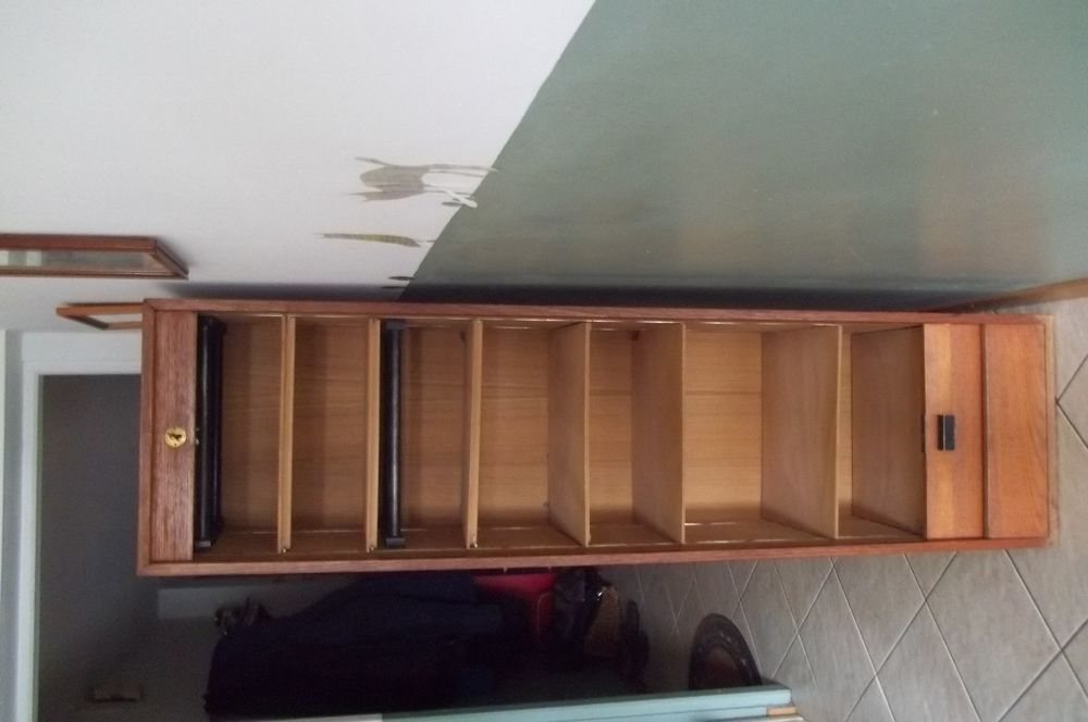 casier &agrave; rideaux Meubles