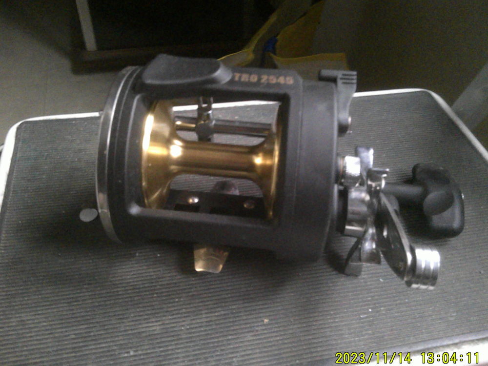 moulen&eacute; de peche,neuf Sports