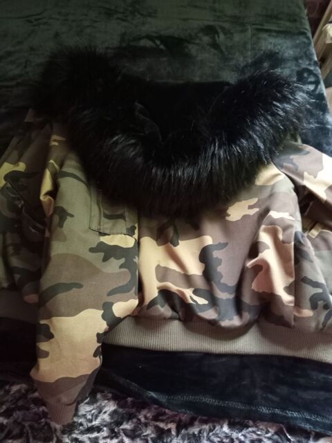 Bluesonn militaire � fourrure l�ger 30 Clichy (92)