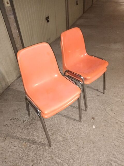 Chaises vintage en plastique orange moul 80 Lyon 6 (69)