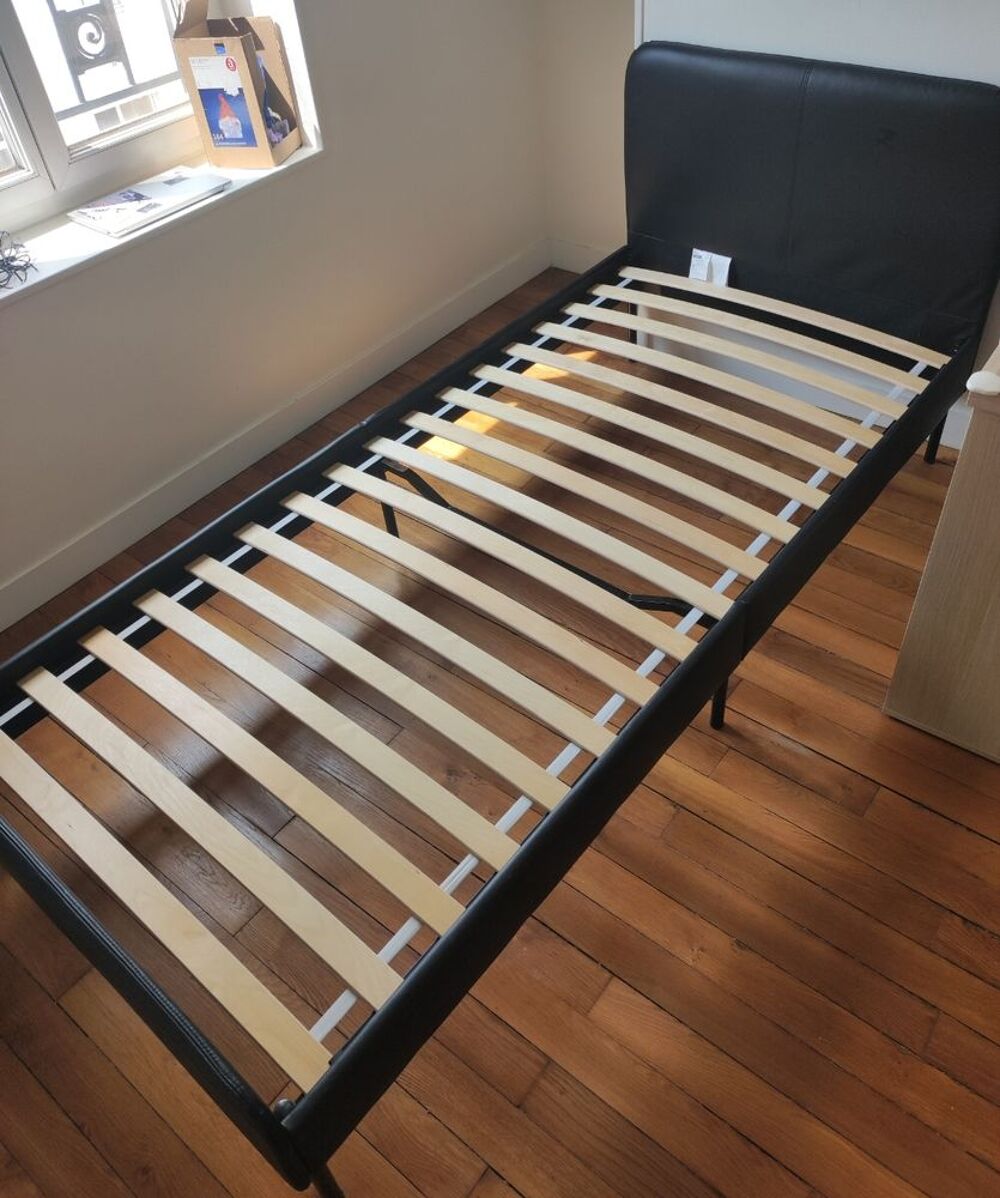 Lit 90/200 Ikea avec les lamelles Meubles