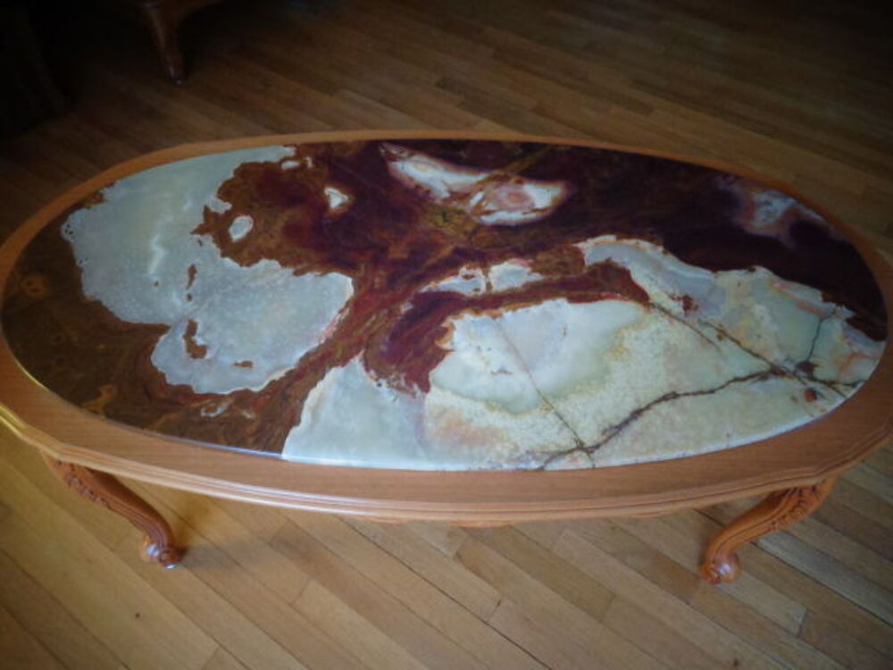 Table basse ovale Style Louis XV en h&ecirc;tre massif et Onyx Meubles