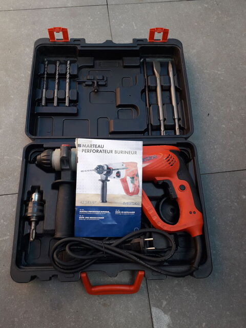 MARTEAU PERFORATEUR BURINEUR. 50 Fr�vent (62)