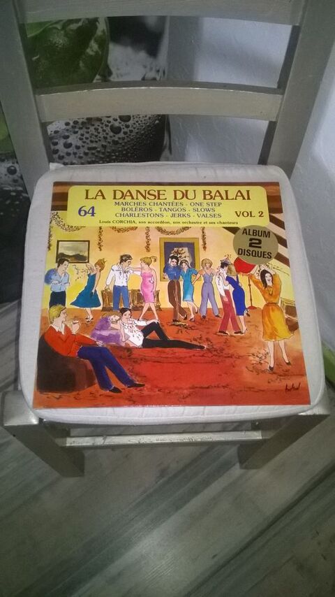 Vinyle Louis Corchia Et Son Orchestre
La Danse Du Balai Vol 10 Talange (57)