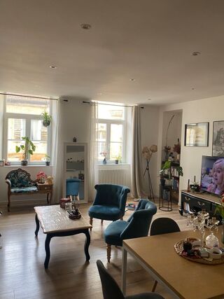  Appartement à louer 2 pièces 55 m²