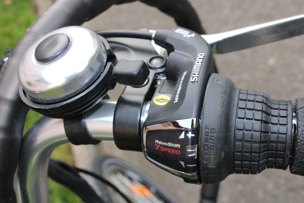  V.A.E neuf. marque N&eacute;o Mouv. Vélos