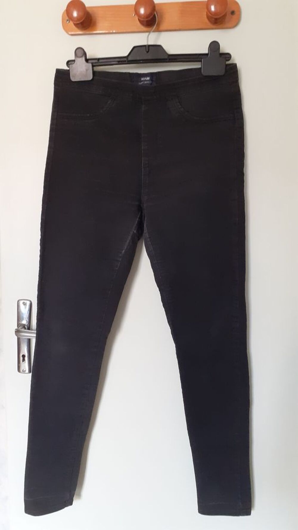 Pantalon super skinny taille 38 Vêtements