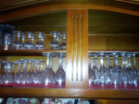 Service de verres  pied 50 Saint-Pierre-la-Noaille (42)