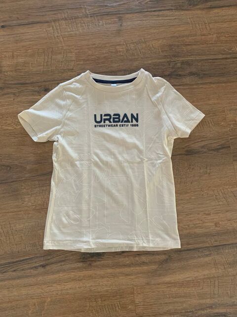 Tee shirt enfant garçon      Zeeman    3 Saleilles (66)