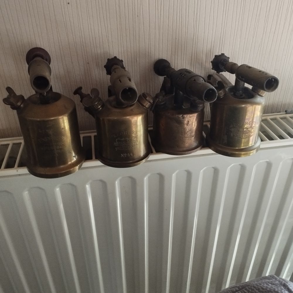 Anciennes lampes &agrave; souder Bricolage