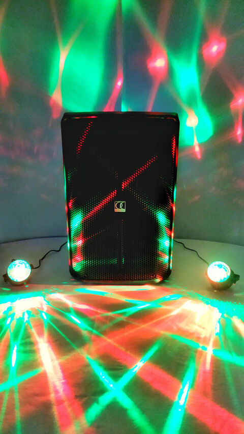 enceinte sono 350W et lumière (fête, mariage, anniv 0 46320 Livernon