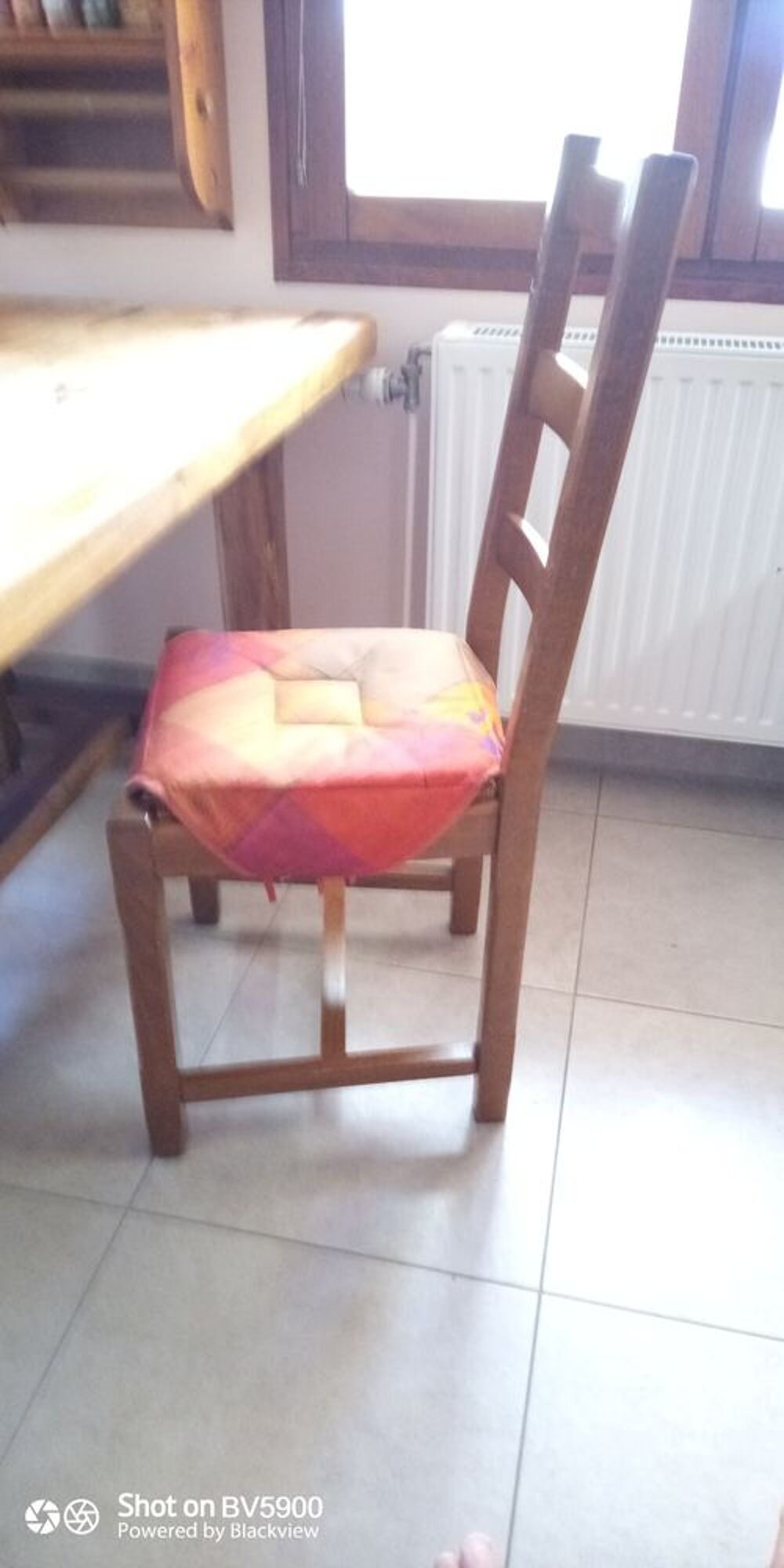 table + 6 chaises Meubles