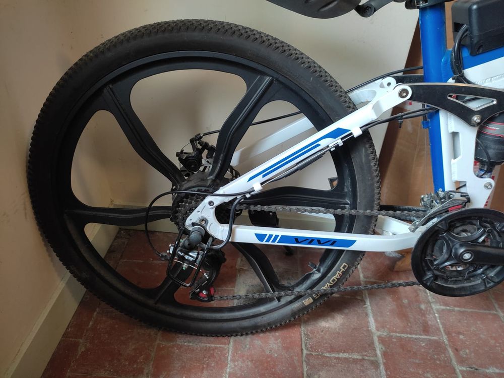 VELO ELECTRIQUE PLIANT ADULTE Vélos