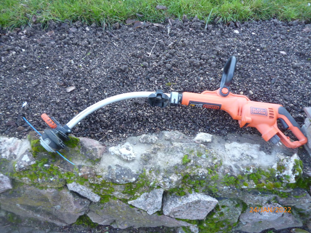 Taille haie et coupe bordure electrique Jardin