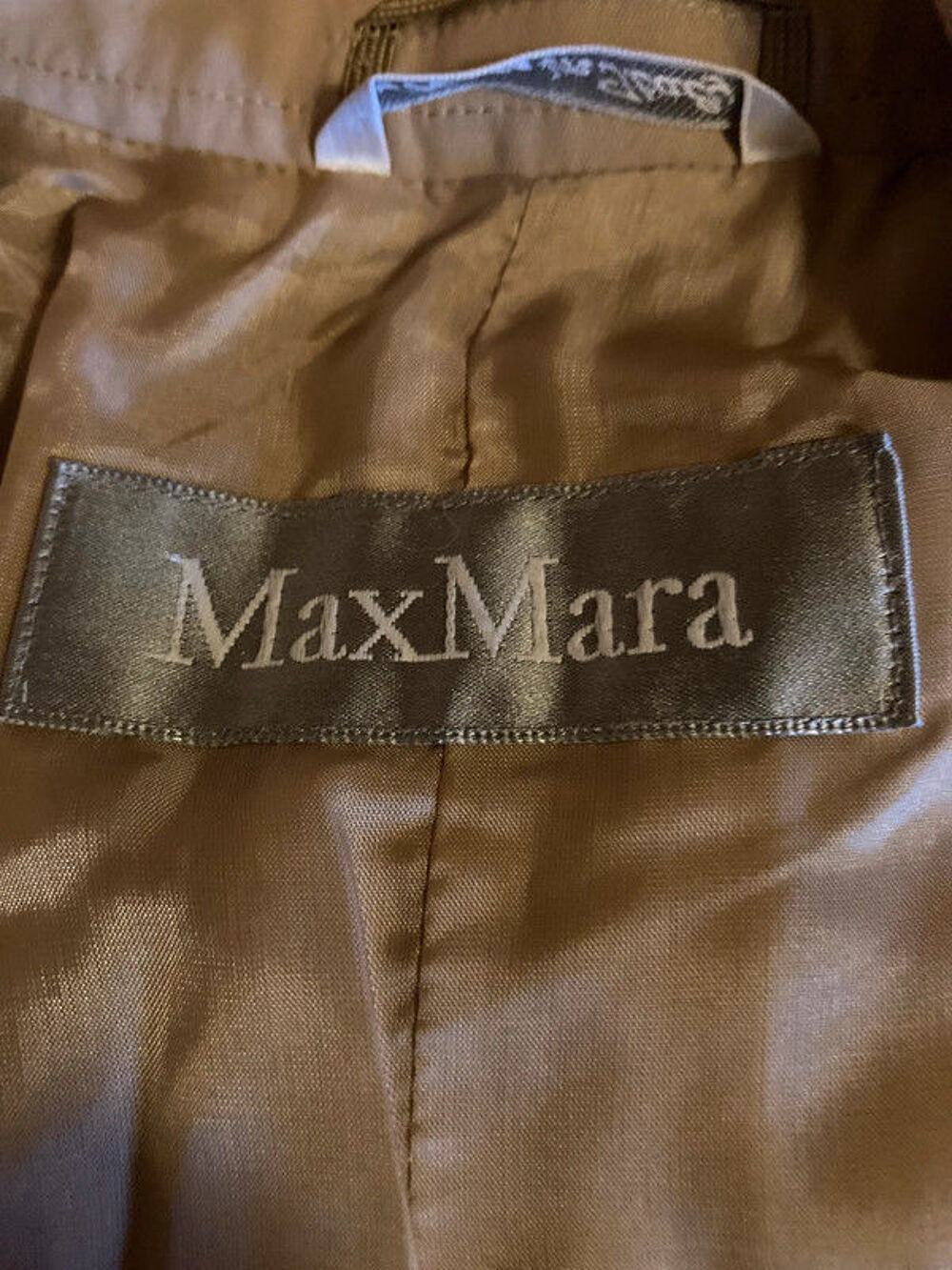 Veste blazer MaxMara
Vêtements