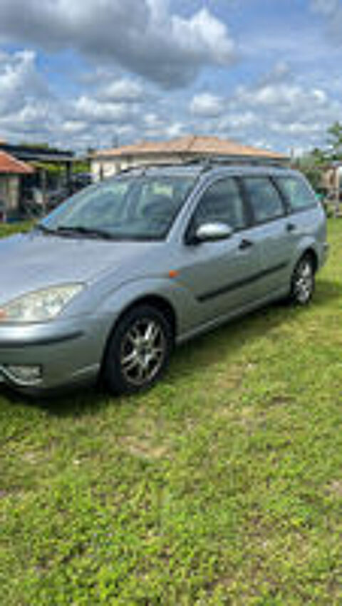 Focus Clipper 1.8 TDci - 115 Ambiente Pack 2001 occasion 33240 Saint-Laurent-d'Arce