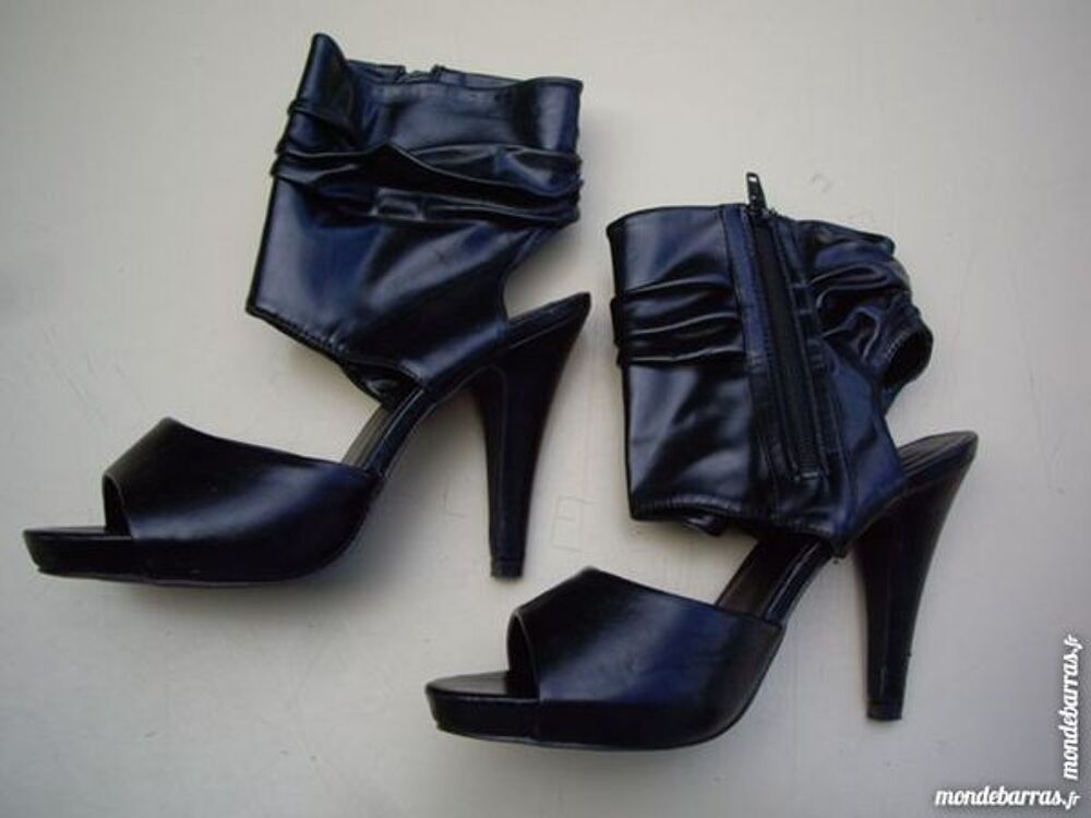 Sandales noires vernies &agrave; talons pointure 38 Chaussures