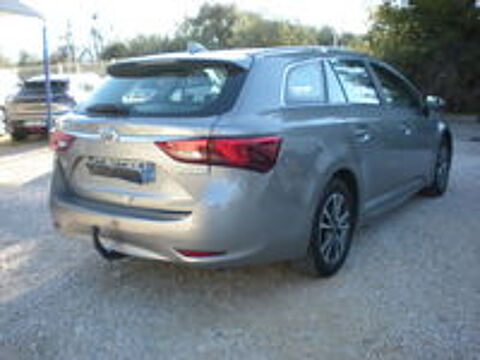 Avensis Touring Sports 112 D-4D Executive 2015 occasion 13400 Aubagne