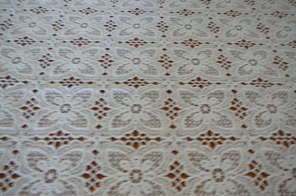 CHEMIN DE TABLE DENTELLE (160 x 50 cm) ETAT NEUF Décoration