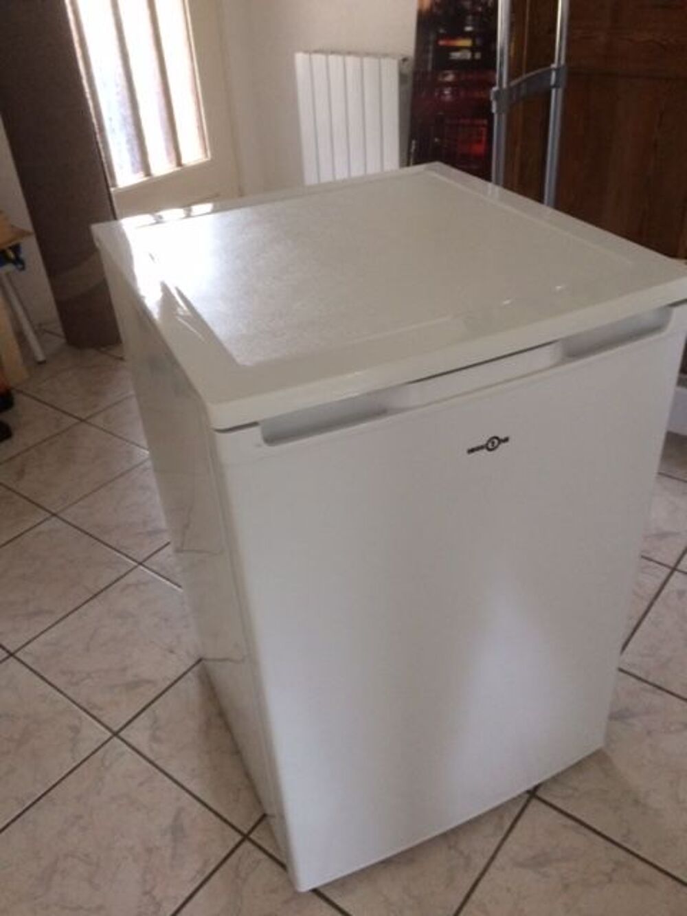 A vendre superbe petit cong&eacute;lateur , Electroménager