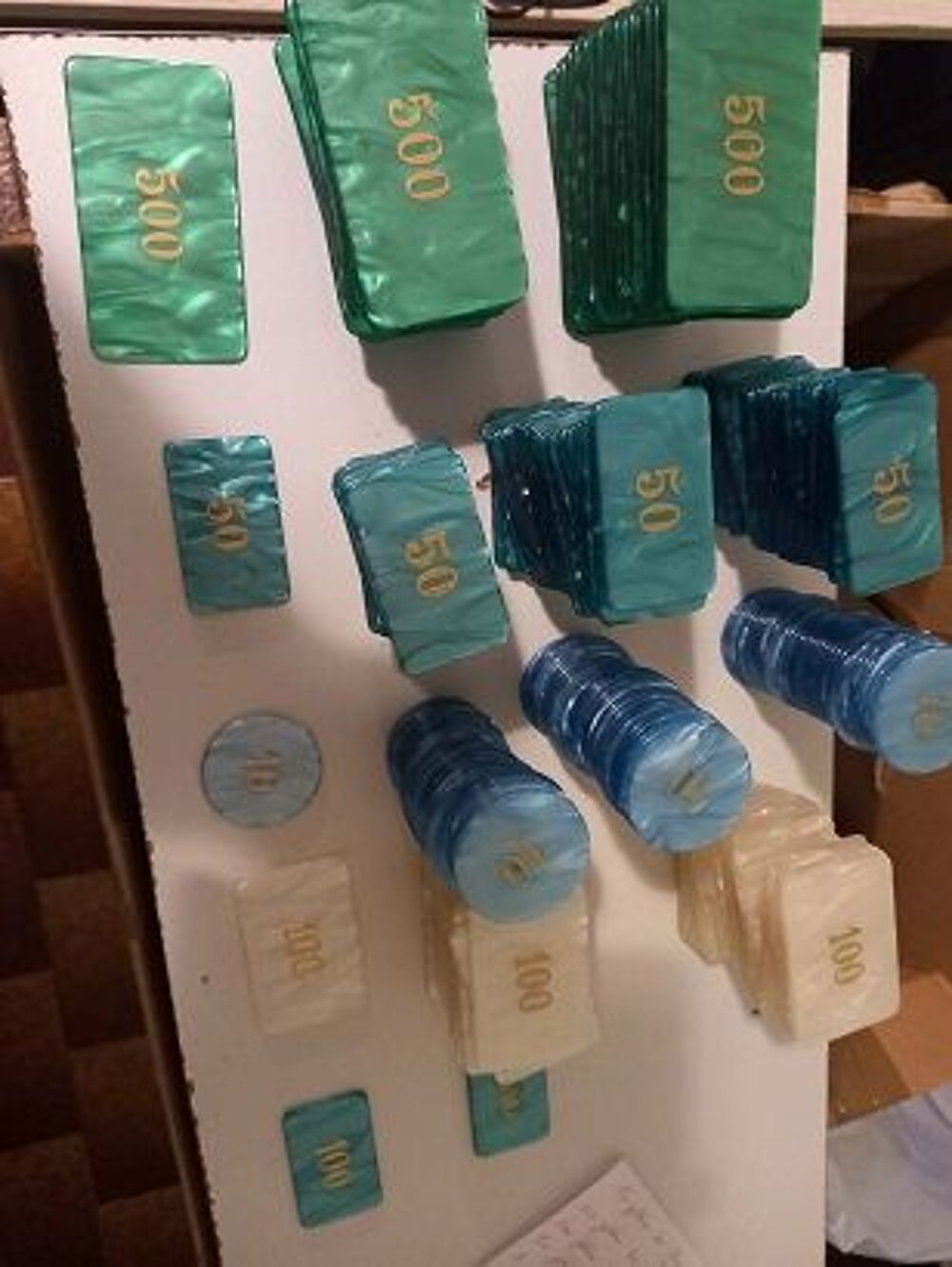 LOT DE JETONS DE JEUX ANCIENS 