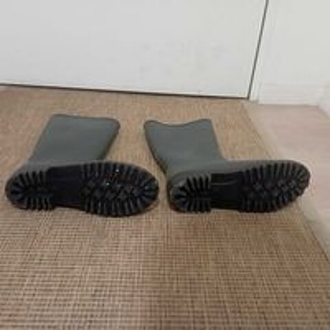   à   vendre bottes homme 