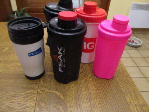 lot de diff�rents shaker pour tout sportifs ou autre 0 M�rignies (59)