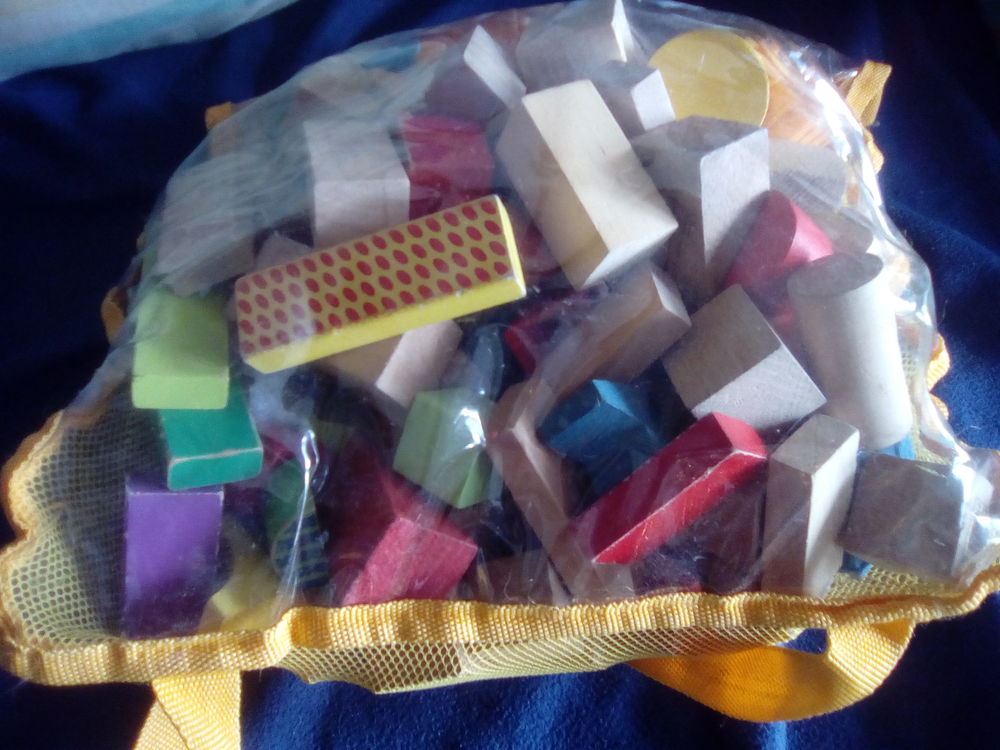Lot vrac bois pour construction Jeux / jouets