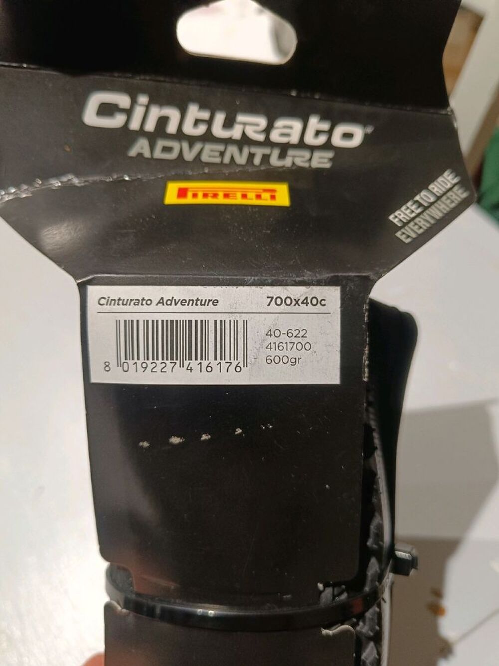 Pneu Gravel Pirelli Cinturato Adventure 700x40c neuf Vélos