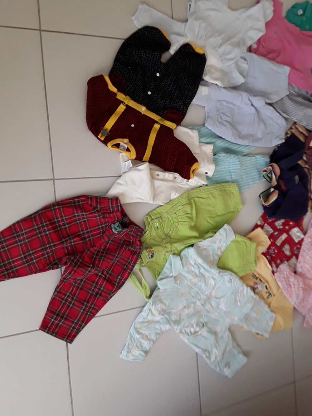 V&ecirc;tements enfants Puriculture