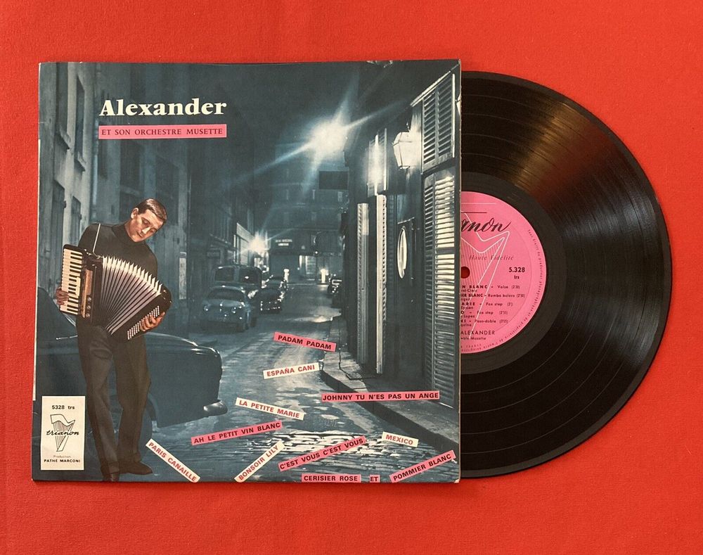 Alexander joue avec son orchestre musette trianon CD et vinyles