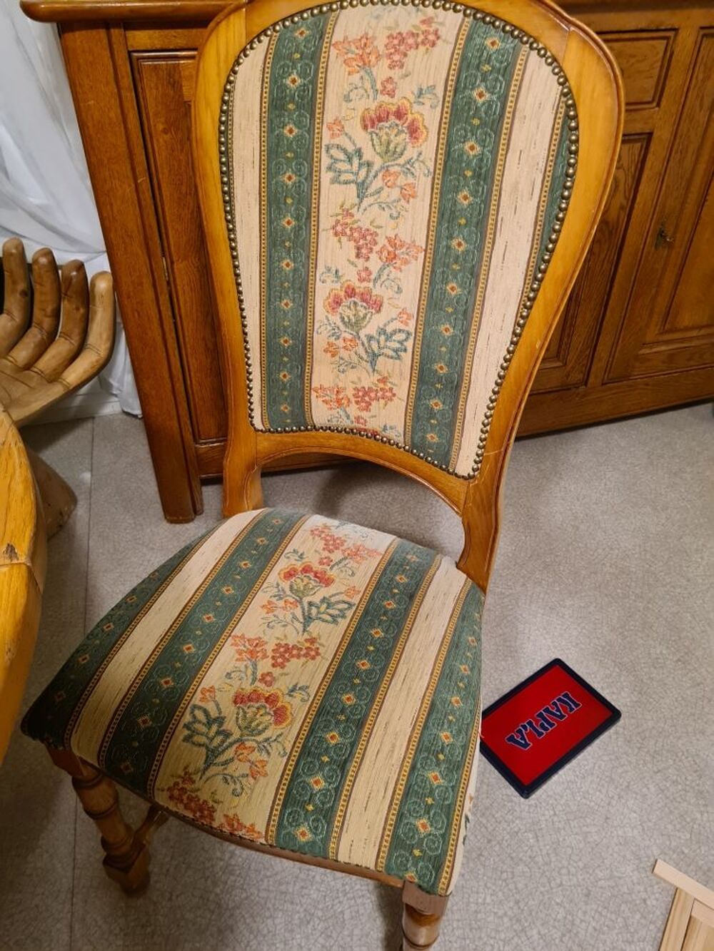 Table en ch&ecirc;ne et 4 chaises Meubles