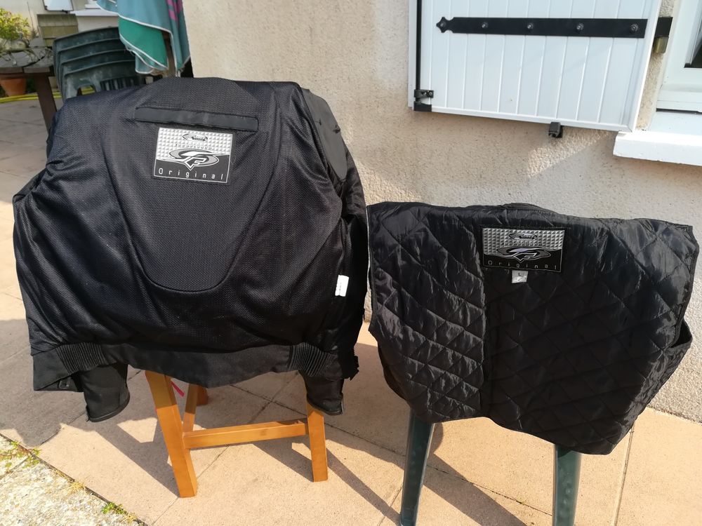 Blouson moto textile Force One M&eacute;tro. Vêtements