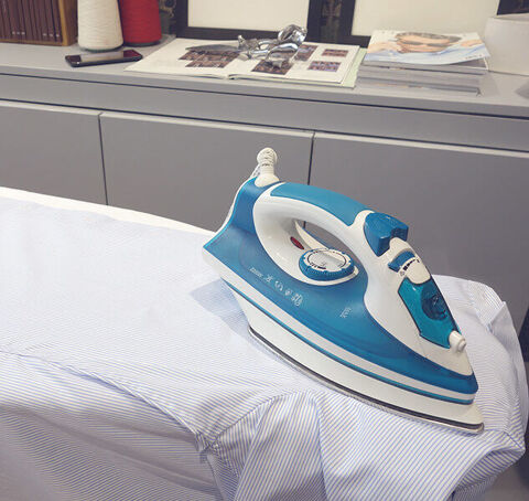 Cirage de chaussures et repassage / Cireur 0 69001 Lyon