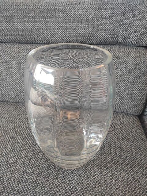 M (41) - Vase 0 Paris 13 (75)