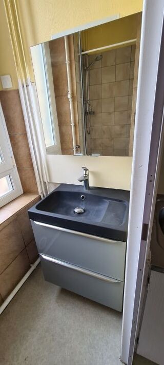  Appartement à louer 3 pièces 47 m²