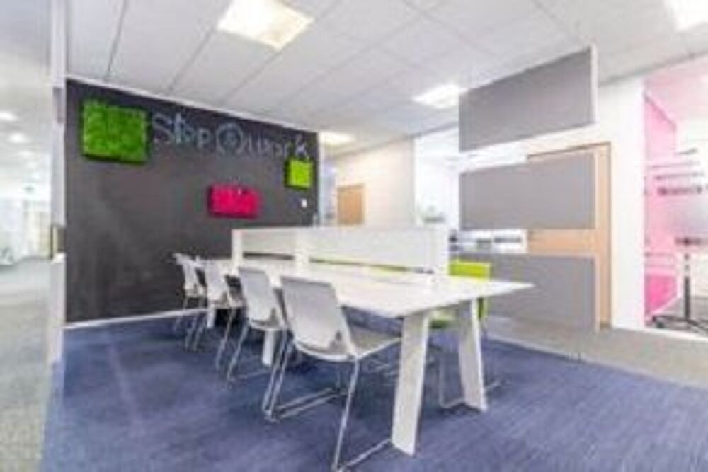   Rejoignez un espace de coworking collaboratif à Cergy Stop & Work  