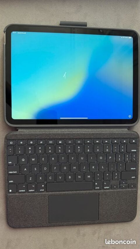Apple iPad 10 / 5G 256Go, + Étui / Clavier Logitech Combo To Paris 19 (75)