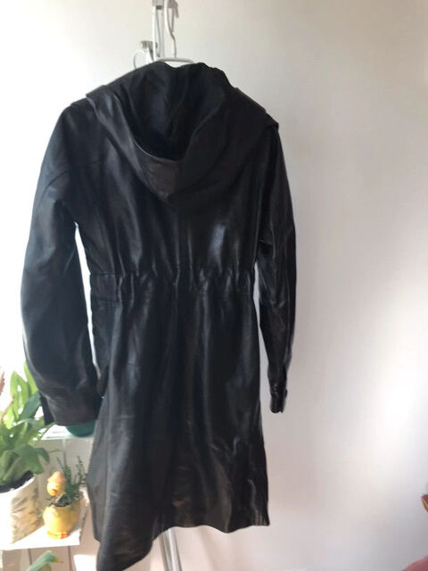 Manteau femme Cline en cuir noir, excellent tat 500 Paris 3 (75)