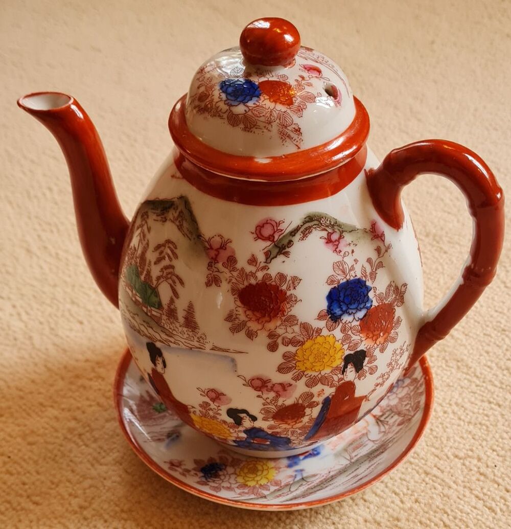 SERVICE A THE OU CAFE PORCELAINE COMPLET
Cuisine