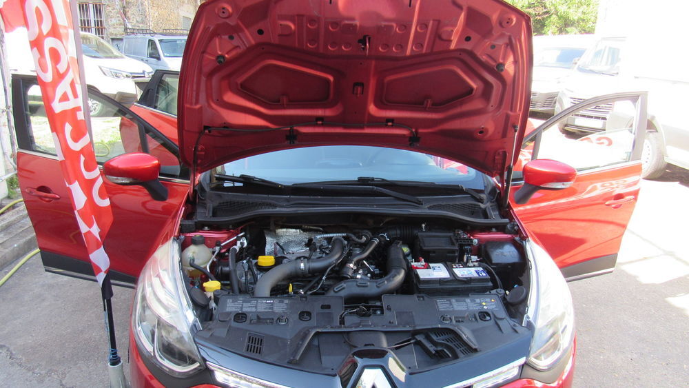 Clio IV Estate Clio Estate IV TCe 120 Intens EDC 2015 occasion 94500 Champigny-sur-Marne