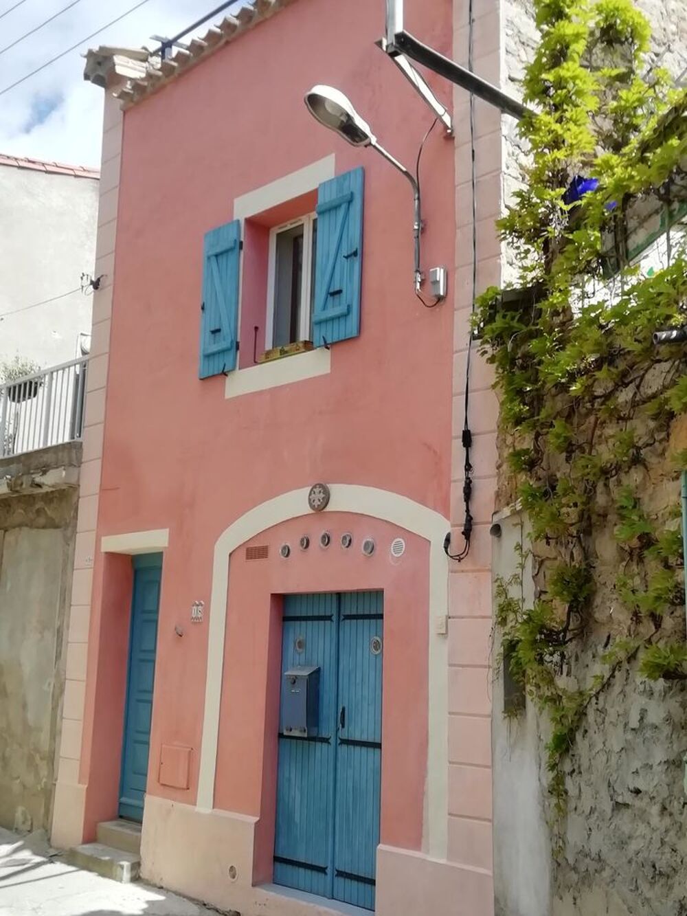   La Casa Gônes. Meublé classé 2* Languedoc-Roussillon, Olonzac (34210)